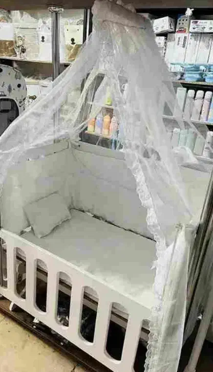 تخت نوزاد|اسباب و اثاث بچه|پیشوا, |دیوار