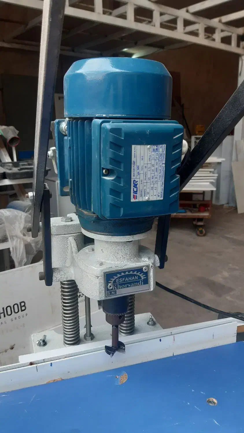 فارسی بر وگازور زن|ابزارآلات|قمرود, |دیوار