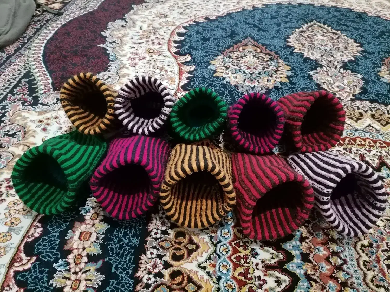 گوره جورابین|کیف، کفش، کمربند|مهاباد (آذربایجان غربی), |دیوار