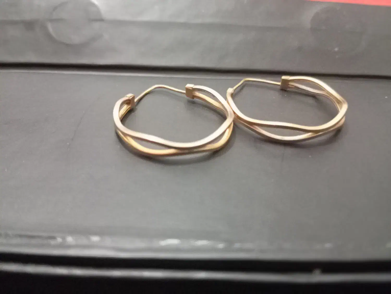 گوشواره ۲۰۰ بالای تابلو|جواهرات|شیراز, شاهچراغ|دیوار