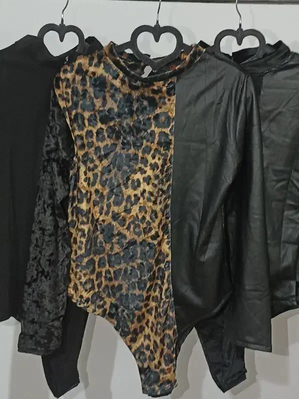 بادی|لباس|ملارد, |دیوار