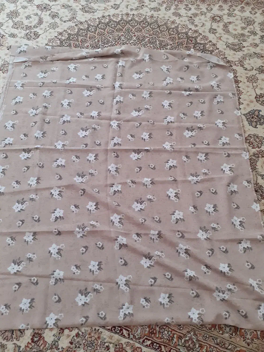 پارچه|لباس|مرند, |دیوار