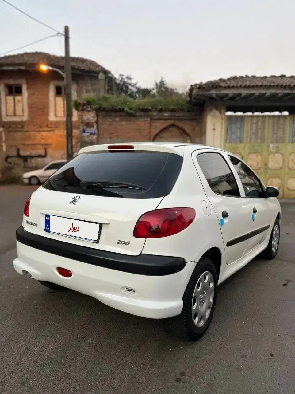 مدل ۹۰ استثنایی|خودرو سواری و وانت|لاهیجان, خمیر کلایه|دیوار