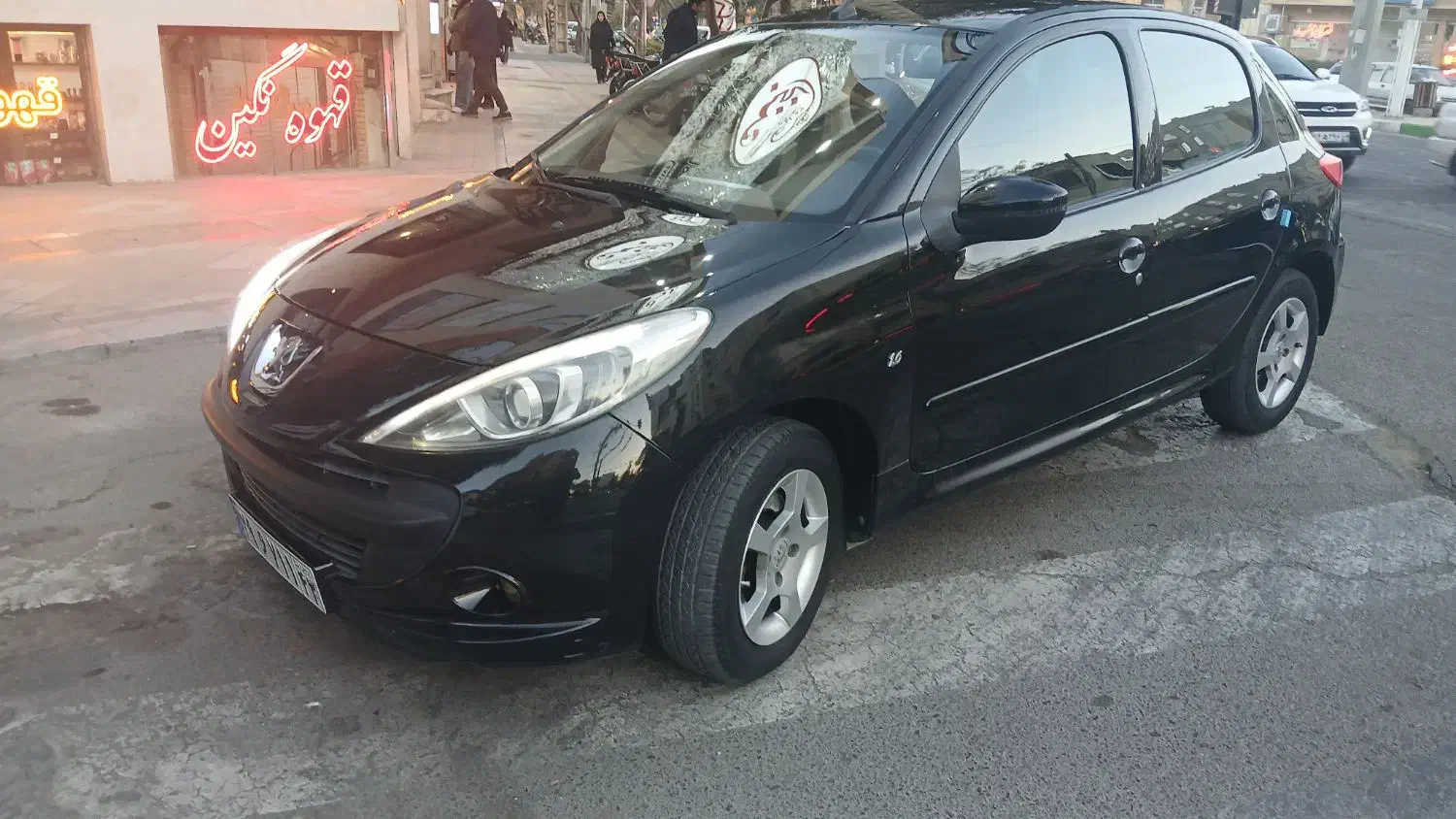 ۲۰۷ مدل ۱۴۰۰|خودرو سواری و وانت|کاشان, کشاورز|دیوار