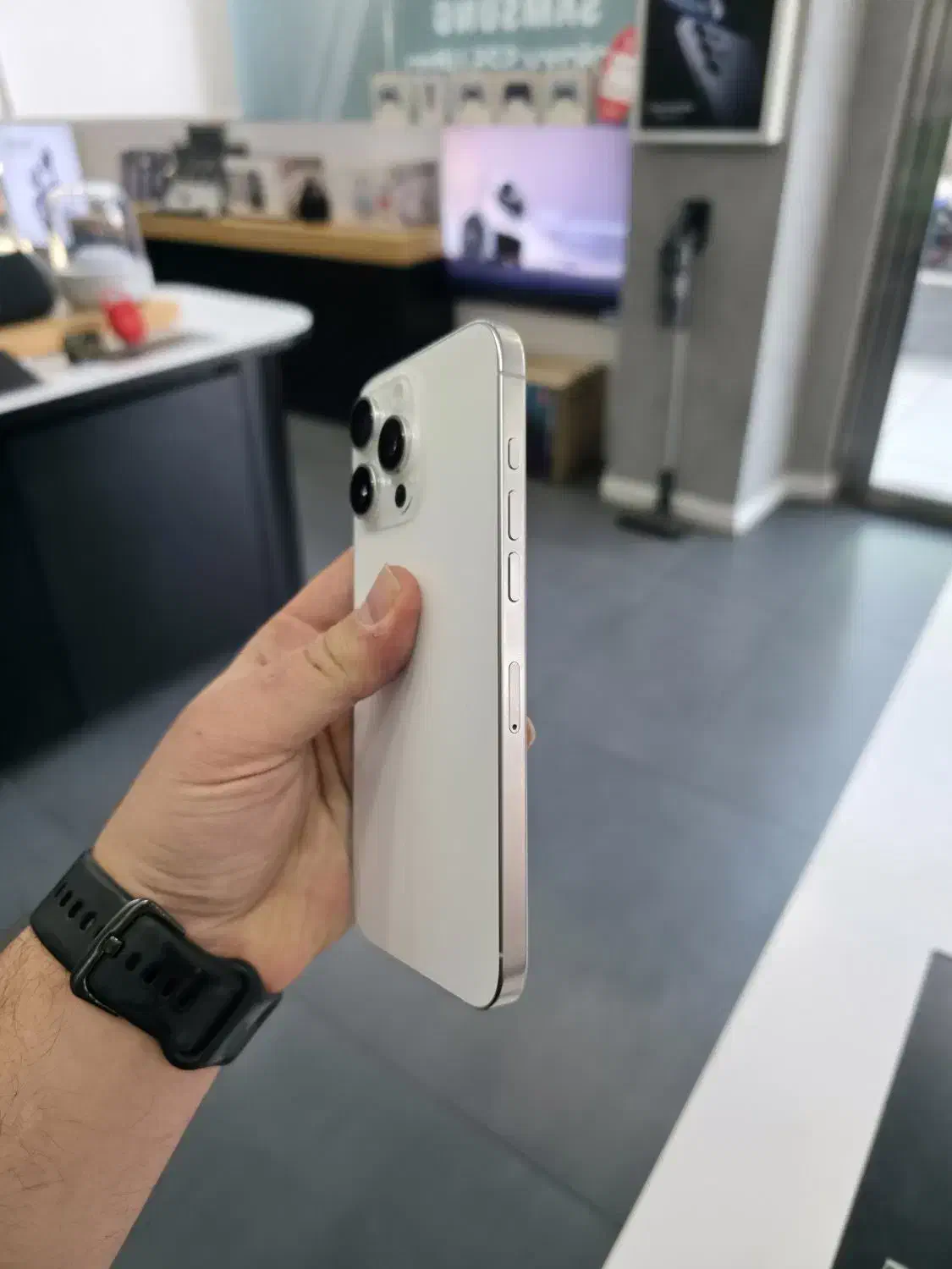 ایفون ۱۶ پرو مکس ۵۱۲ گیگ|موبایل|تهران, باغ فیض|دیوار