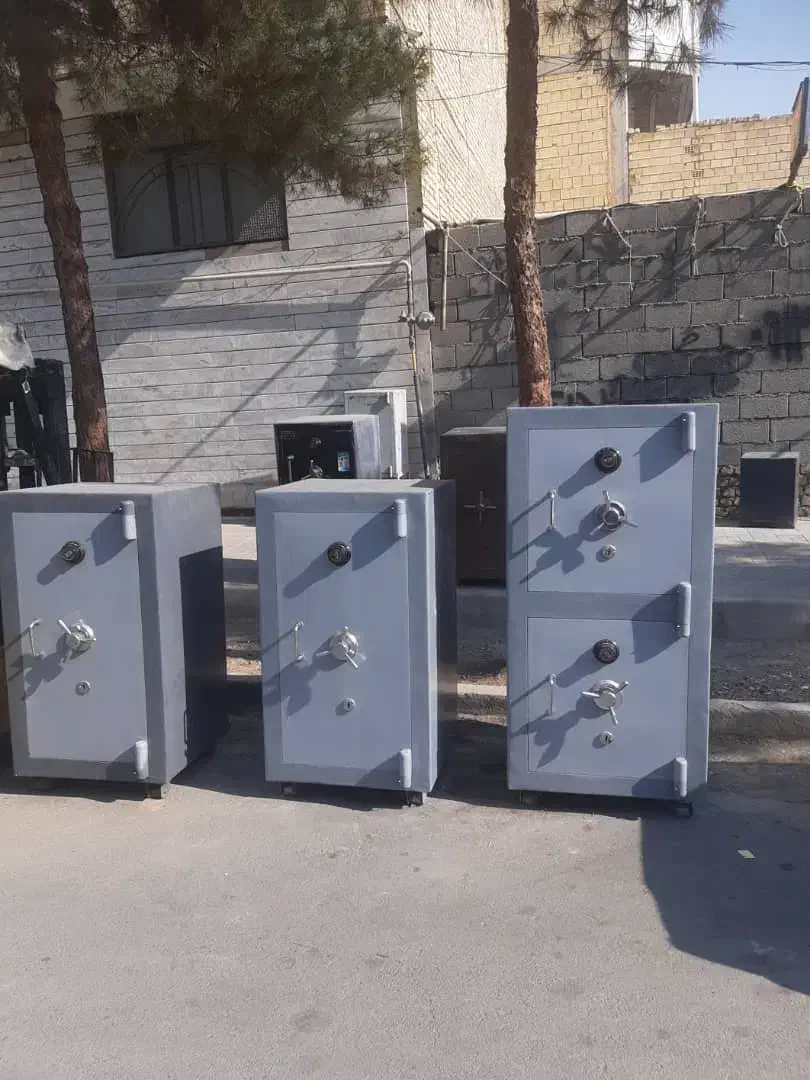 گاوصندوق|ابزارآلات|خمینیشهر, |دیوار