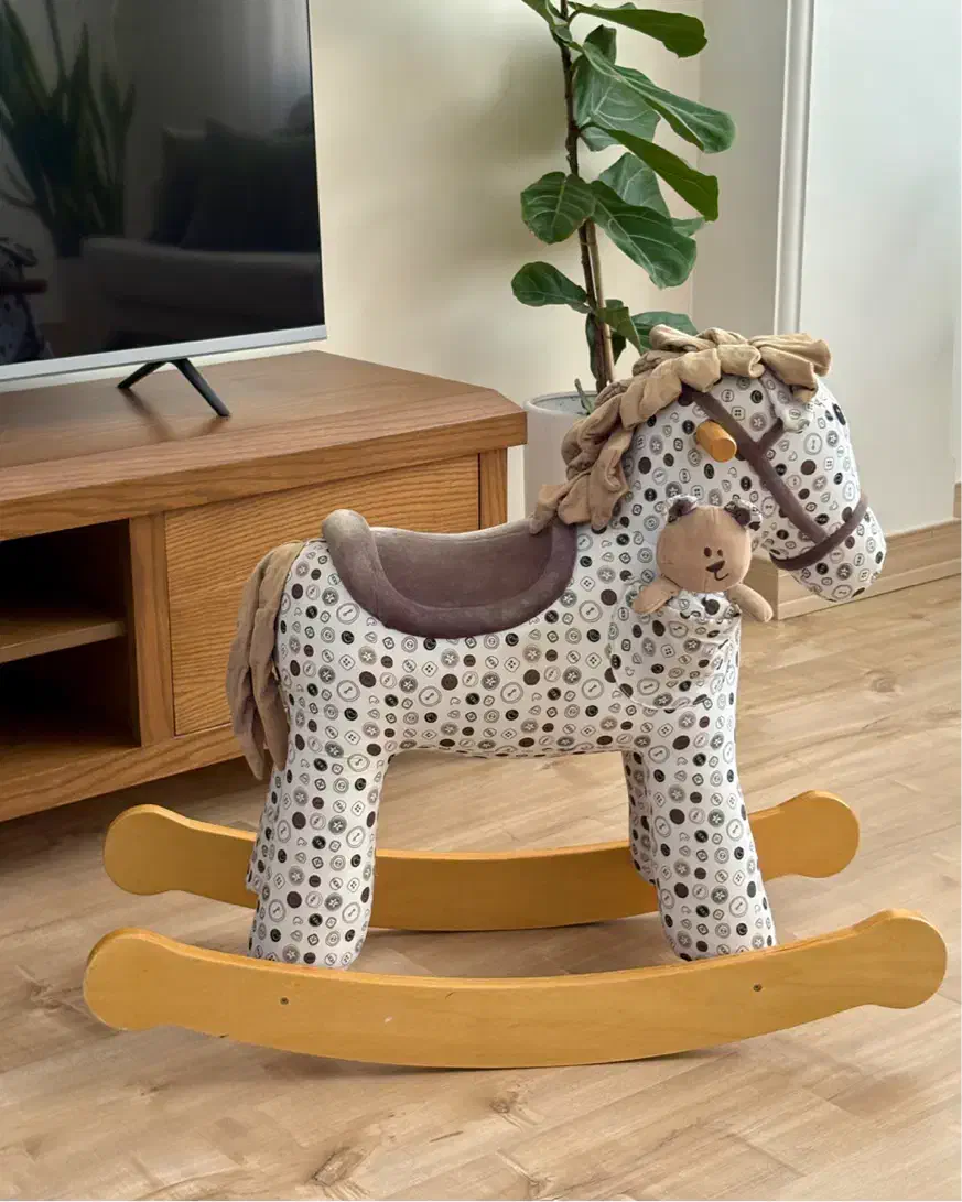 راکر اسب انگلیسی و اسباب بازی|اسباببازی بچه|کرج, کوی کارمندان جنوبی|دیوار