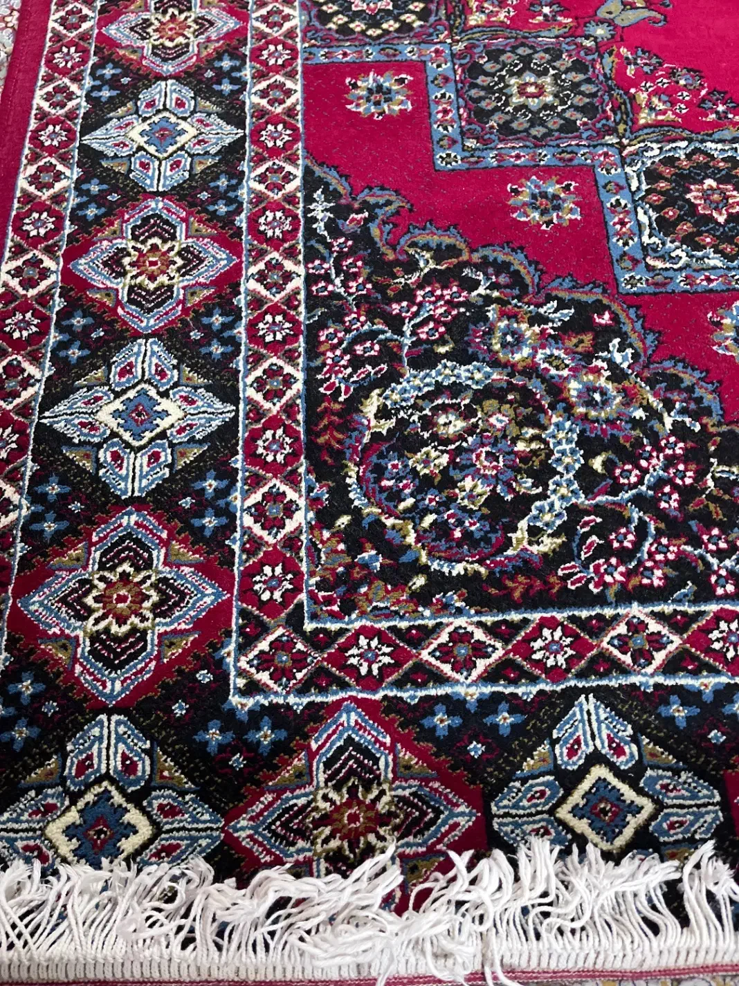 فرش ۶ متری|فرش|لاهیجان, انقلاب|دیوار