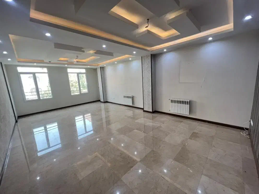 ۱۰۰متر ۲خواب / ۷ساله / سالن پرده خور رو به آفتاب|فروش آپارتمان|تهران, شهرک پرواز|دیوار