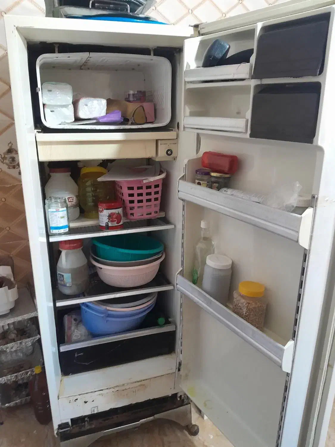 یخچال پارس قدیمی سالم سالم یخ کن|یخچال و فریزر|یاسوج, |دیوار