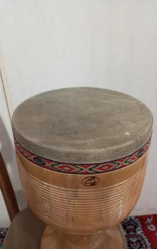 تنبک. شیرانی اصل|سازهای سنتی|اراک, |دیوار