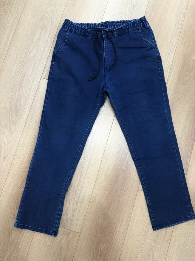 دو عدد شلوار جین راسته سایز ۵۶ ایرانی|لباس|رشت, آزادگان|دیوار