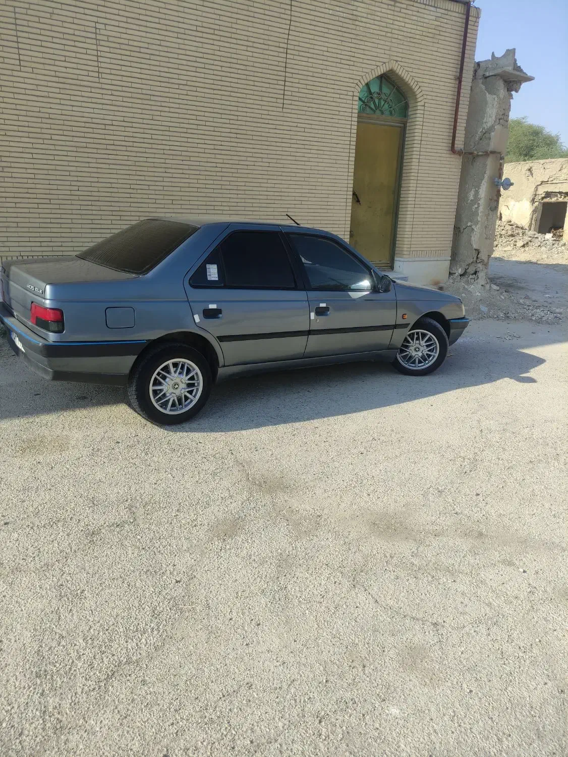 ۴۰۵ خاکستری متالیک تا آخر آگهی بخونید|خودرو سواری و وانت|لامرد, |دیوار