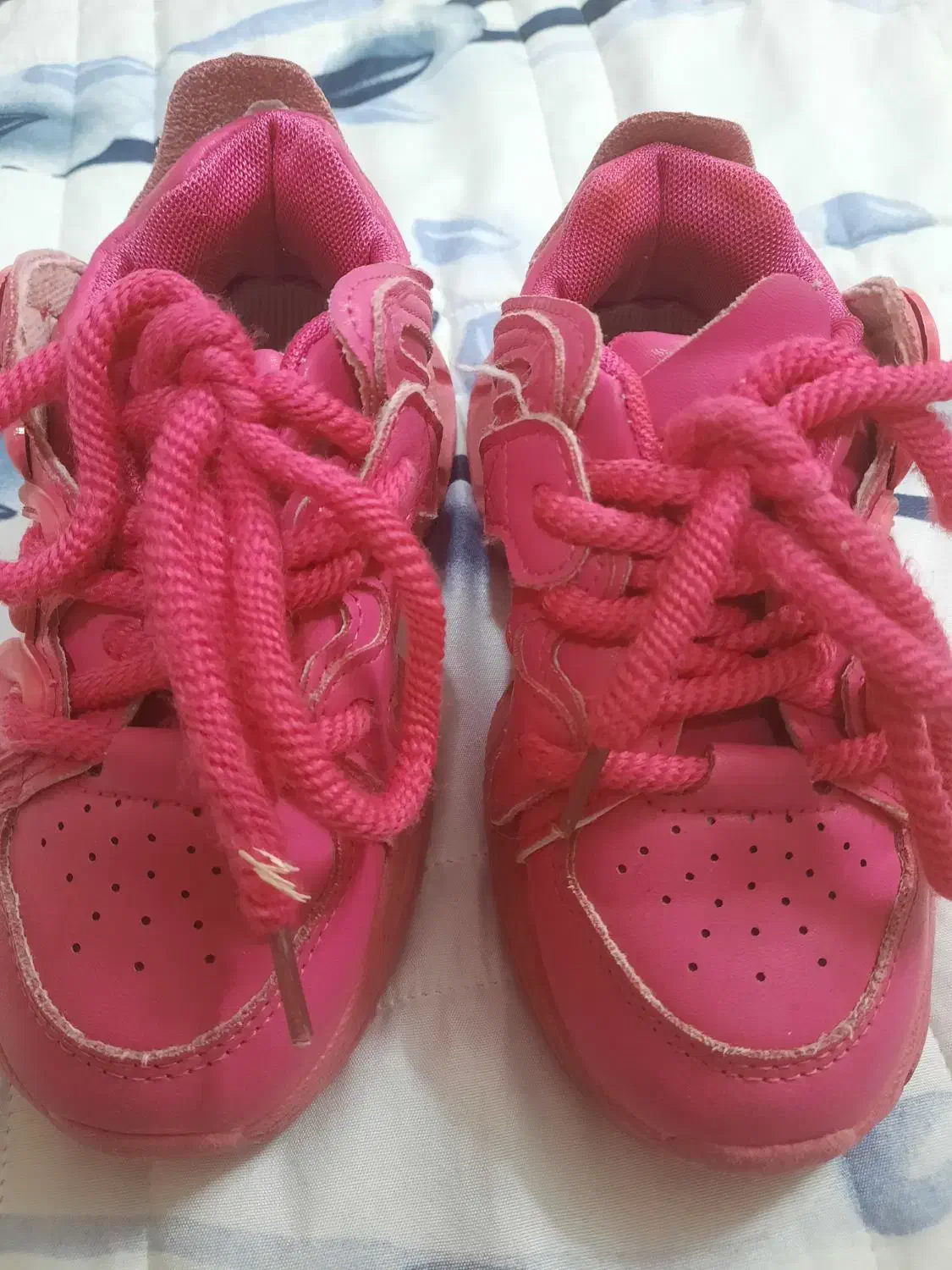 کفش بچه گانه|کفش و لباس بچه|اصفهان, فیض|دیوار