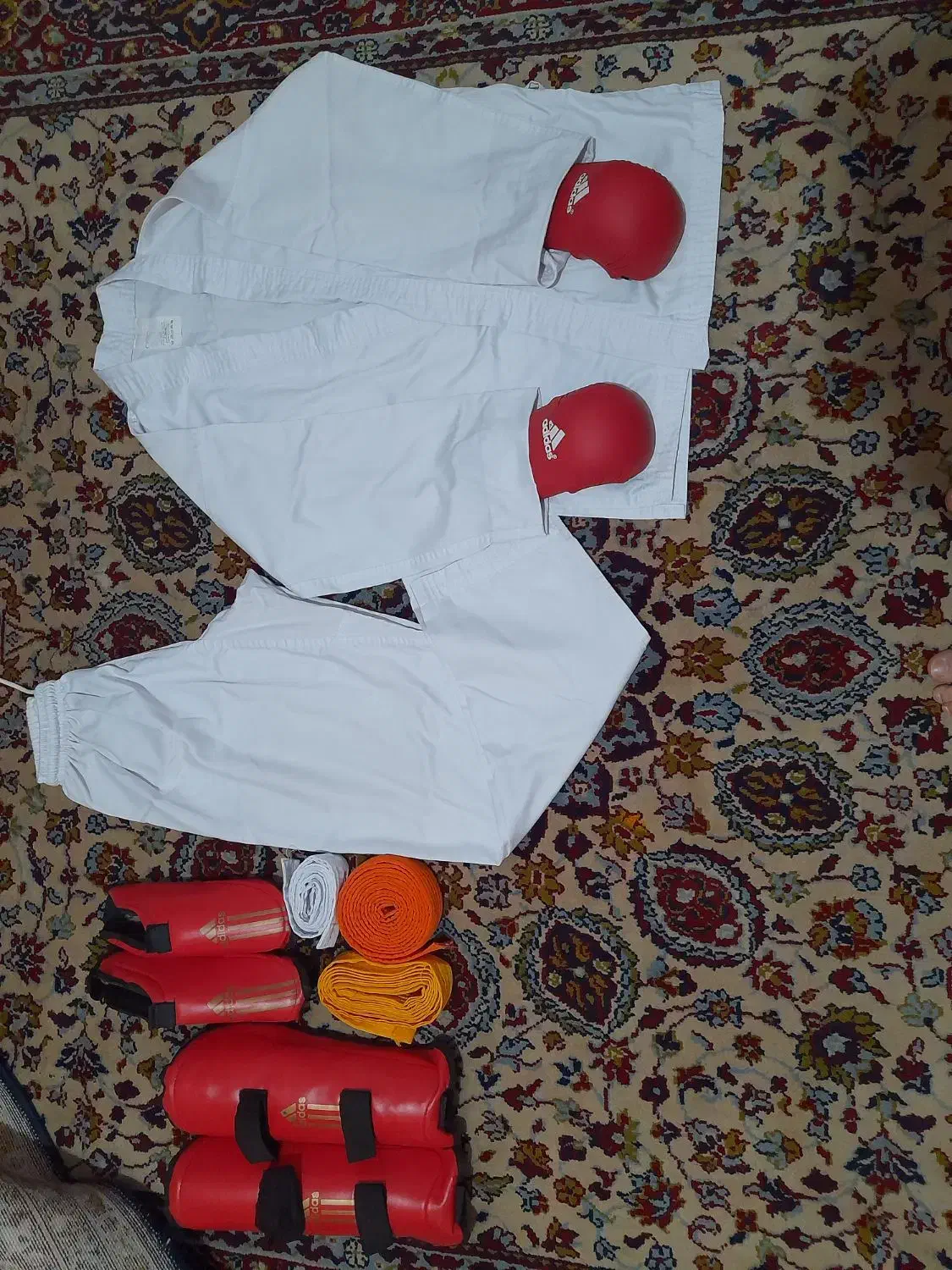 میز تحریر. لباس کاراته.|میز تحریر و کامپیوتر|تبریز, |دیوار