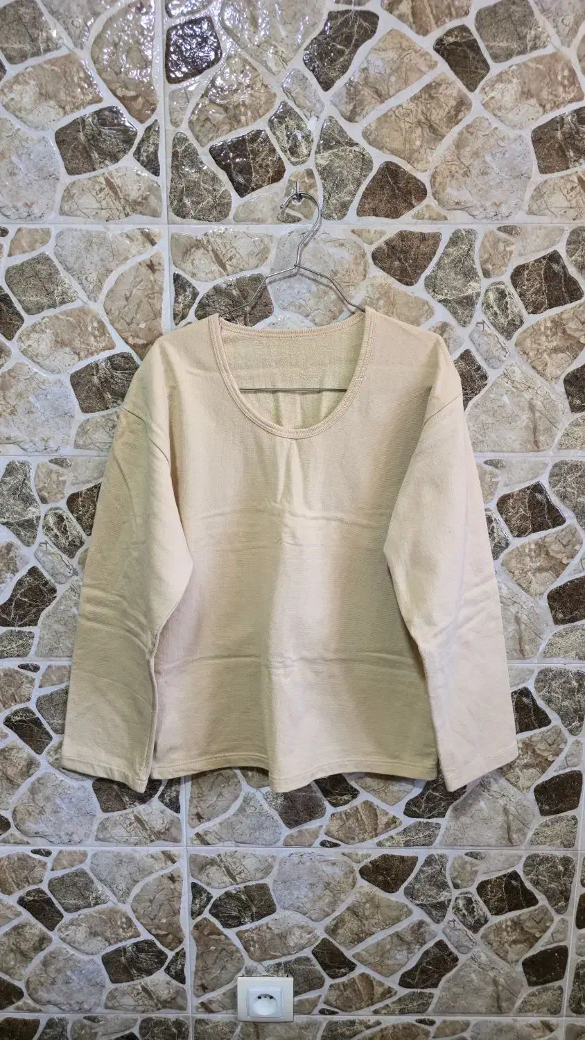 وسایل استحقاقی سربازی|لباس|اصفهان, آفاران|دیوار