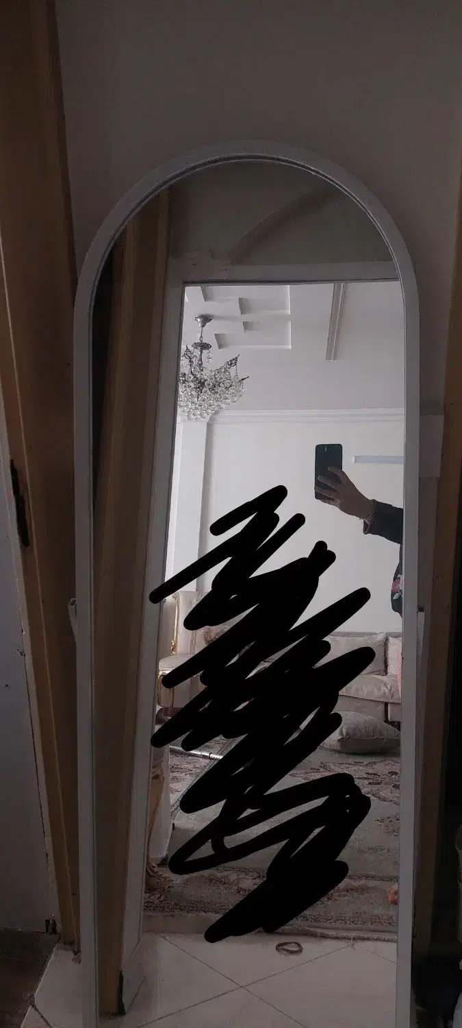 اینه قدی|آینه|مشهد, چهارچشمه|دیوار