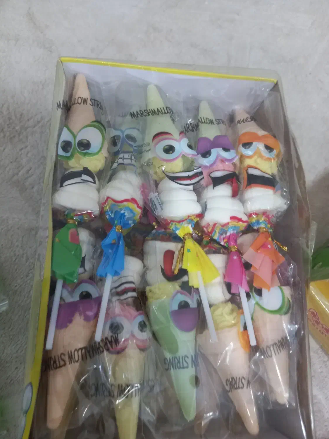 حراج پاستیل خارجی و ابنبات خارجی|حراج|بندر گناوه, |دیوار