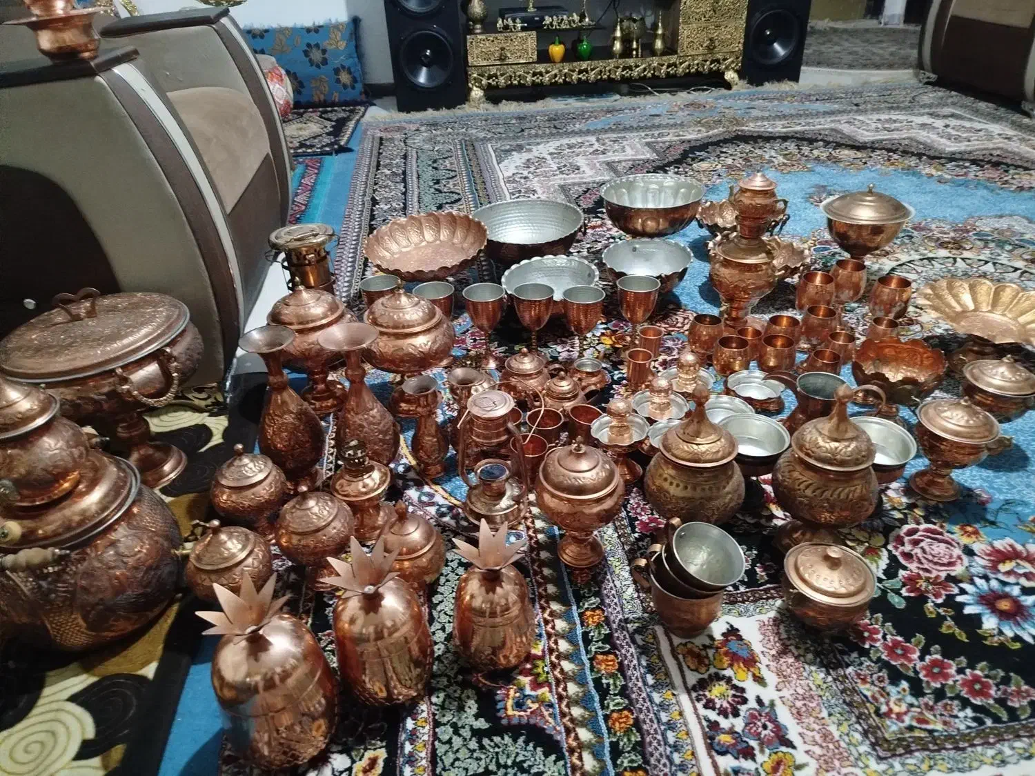 مس .بدون استفاده برای ویترین بوده|کلکسیون اشیاء عتیقه|شهرکرد, |دیوار