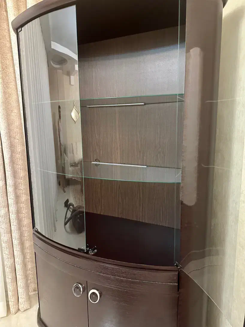 ویترین چوبی|بوفه، ویترین، کنسول|شیراز, آبیاری|دیوار