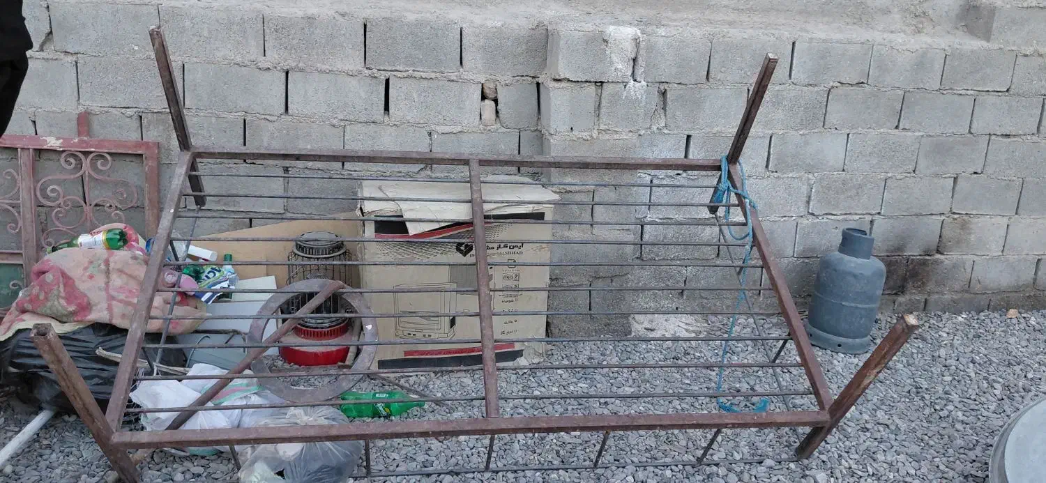 میز اهنی|مصالح و تجهیزات ساختمان|زابل, |دیوار