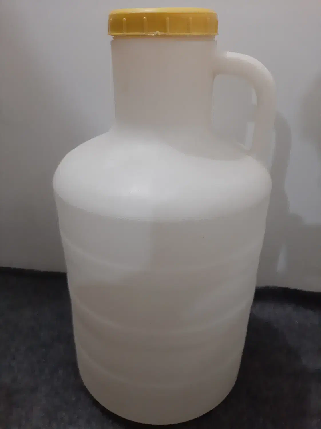 دبه دسته دار|ظروف نگهدارنده، پلاستیکی، یک‌بارمصرف|ارومیه, |دیوار