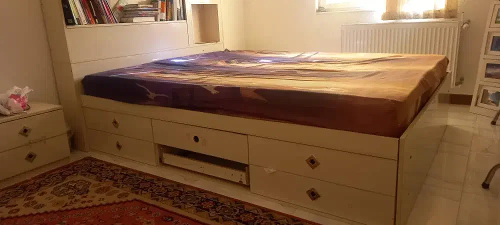 فروش سرویس خواب ومیزآرایش درحدنو|تخت و سرویس خواب|شیراز, دوکوهک|دیوار