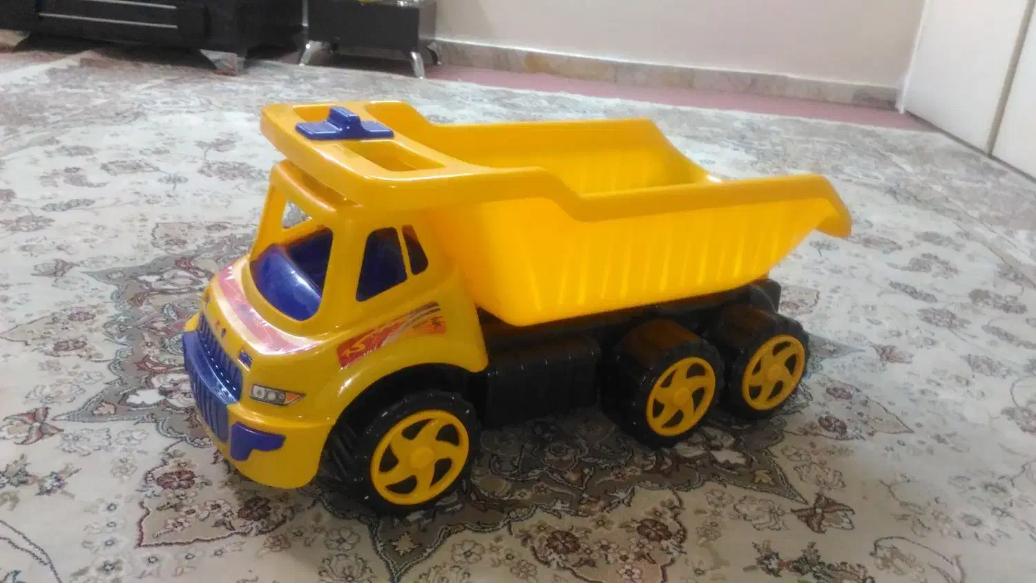 کامیون اسباب بازی بزرگ|اسباببازی|مشهد, شهید قربانی|دیوار