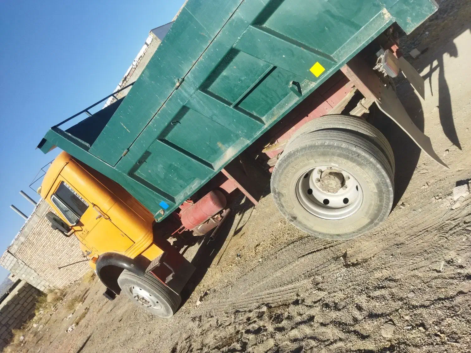 کمپرسی بنز 911خیلی سالم|خودرو سنگین|مشهد, عنصری|دیوار