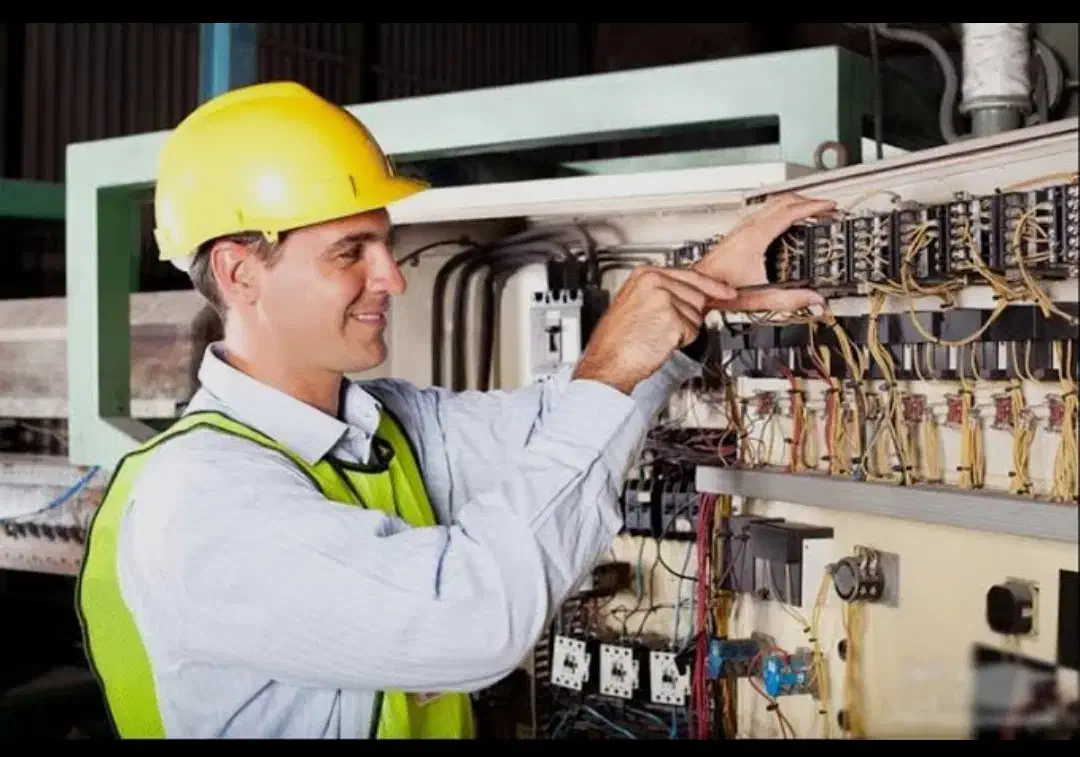 برقکاری /لوله کشی و اتصالات /|خدمات پیشه و مهارت|لاهیجان, رجایی|دیوار