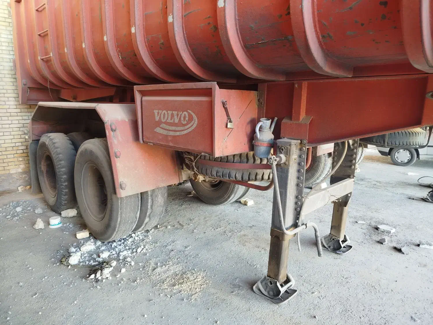 کمپرس دومحورجارولی|خودرو سنگین|اردستان, |دیوار