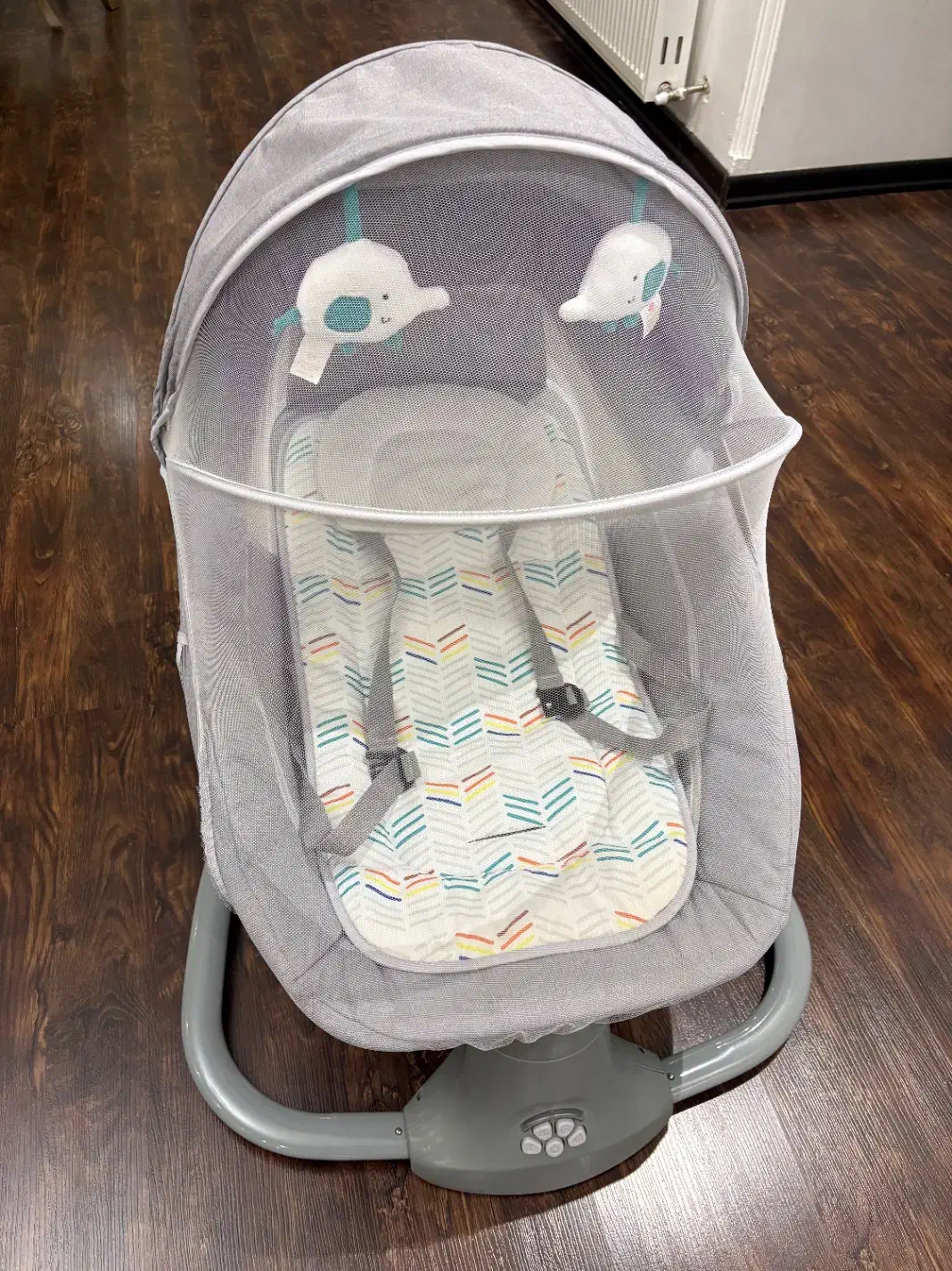 لوازم نوزاد|تخت و صندلی بچه|آمل, |دیوار