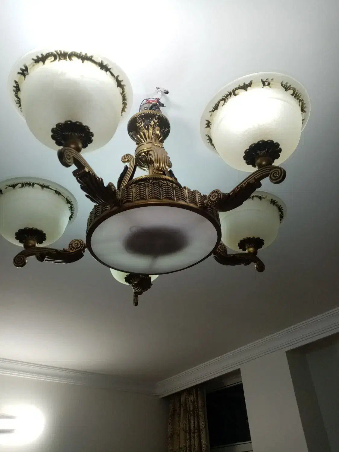 لوستر برنجی|لوستر و چراغ آویز|شاهین‌شهر, گرگاب|دیوار