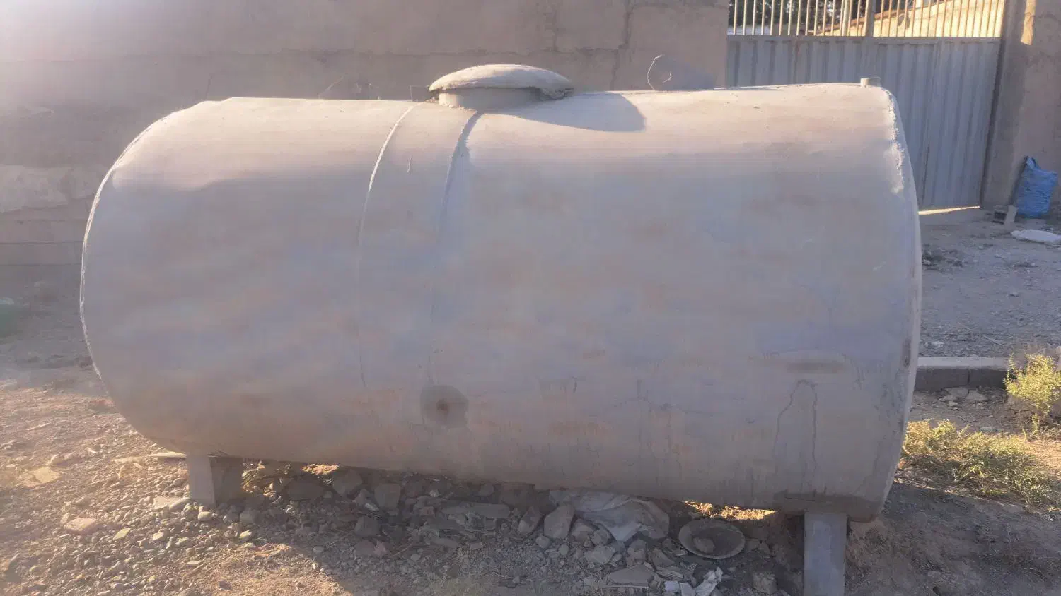 تانکر ۴۰۰۰ لیتری|مصالح و تجهیزات ساختمان|اسلام‌شهر, ده عباس|دیوار