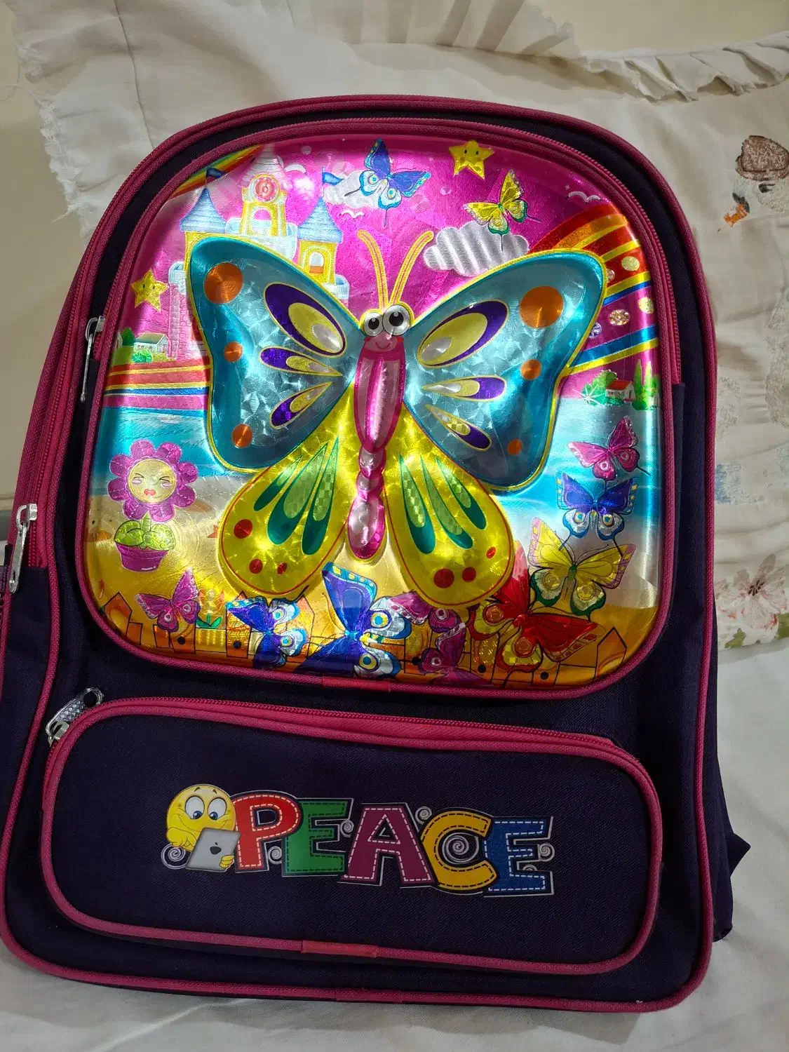 کیف مدرسه|کیف، کفش، کمربند|اصفهان, ابر|دیوار