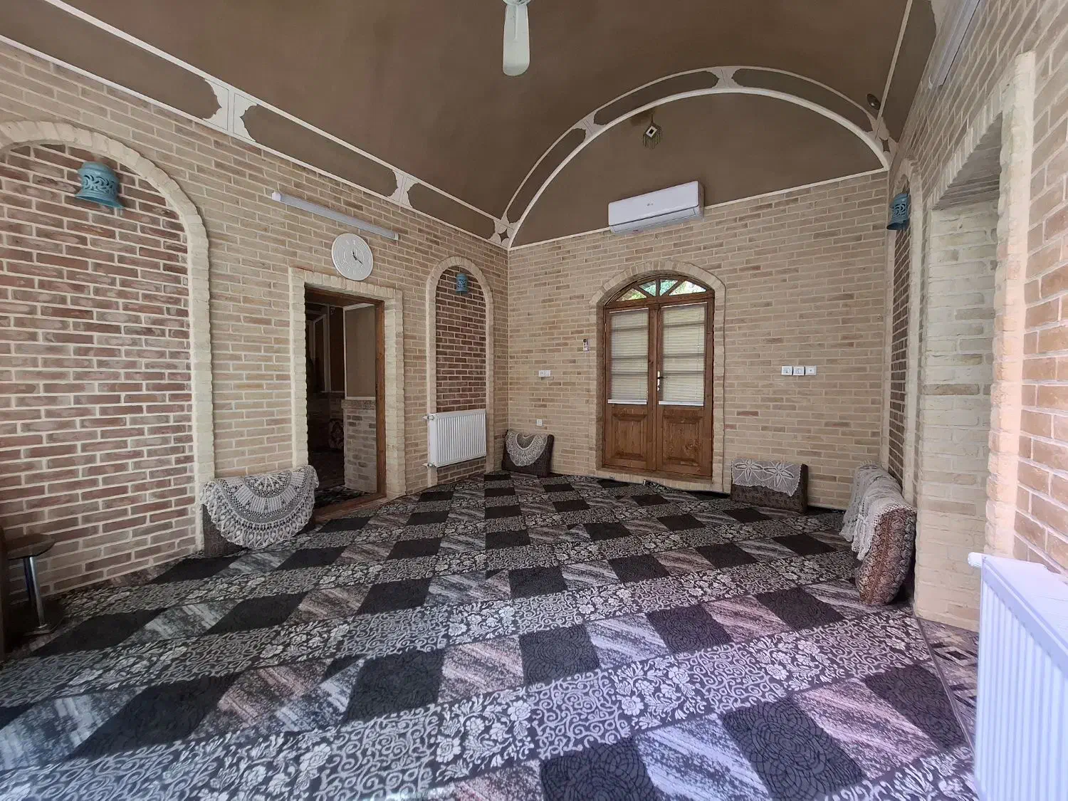 اجاره باغ ویلا سنتی مهریز|اجارهٔ کوتاهمدت ویلا و باغ|مهریز, |دیوار