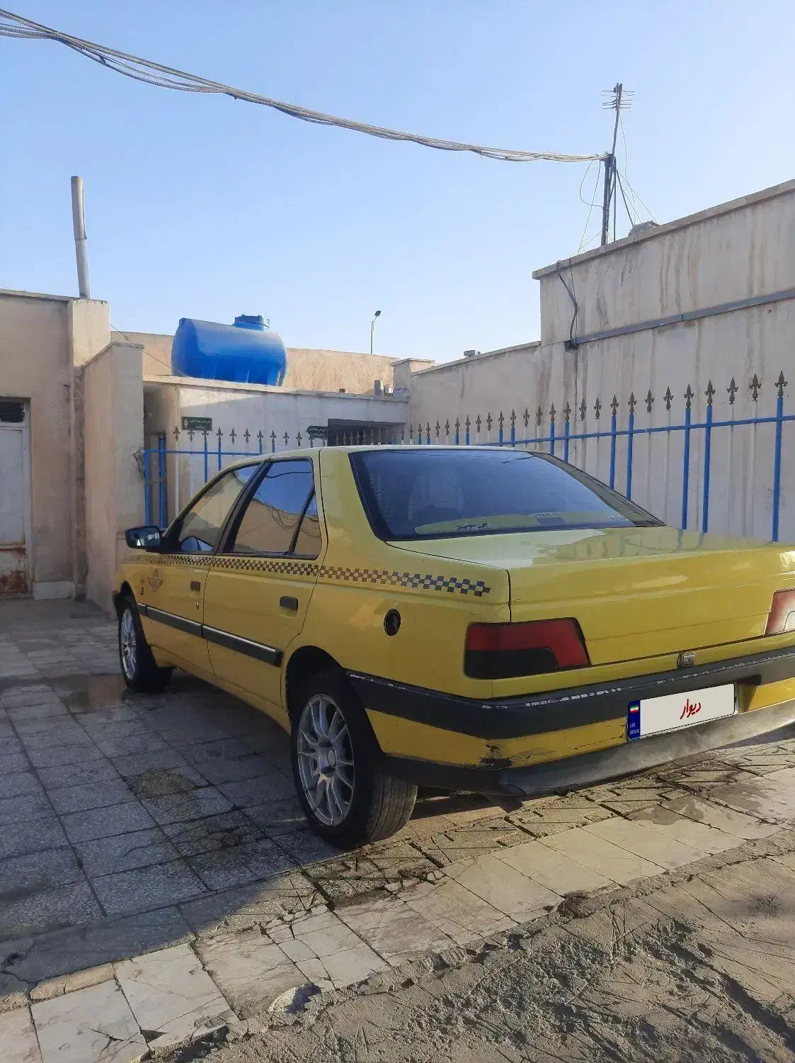 تاکسی پژو ۴۰۵ مدل ۹۰|خودرو سواری و وانت|قم, چهل درخت‎|دیوار