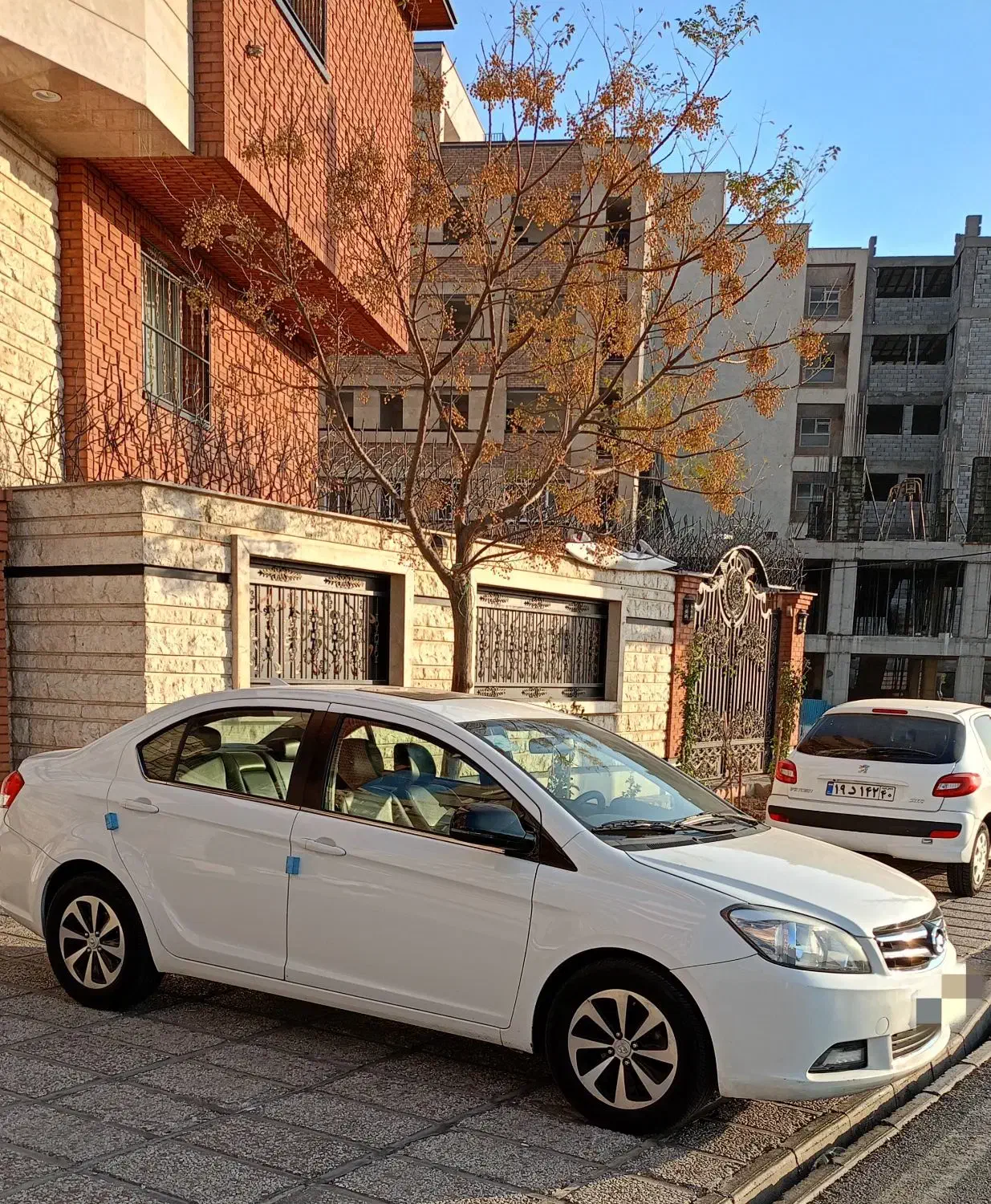 ولکس سی30 اتوماتیک.کم کار بدون رنگ در حد نو مدل 95|خودرو سواری و وانت|تهران, بهمن یار|دیوار