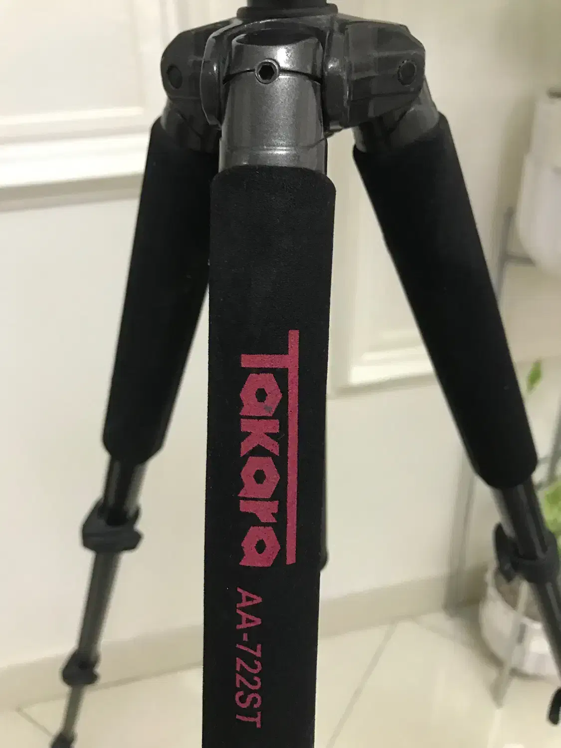 سه پایه تاکارا نو|دوربین عکاسی و فیلم‌برداری|پاکدشت, پاکدشت (مامازند)|دیوار