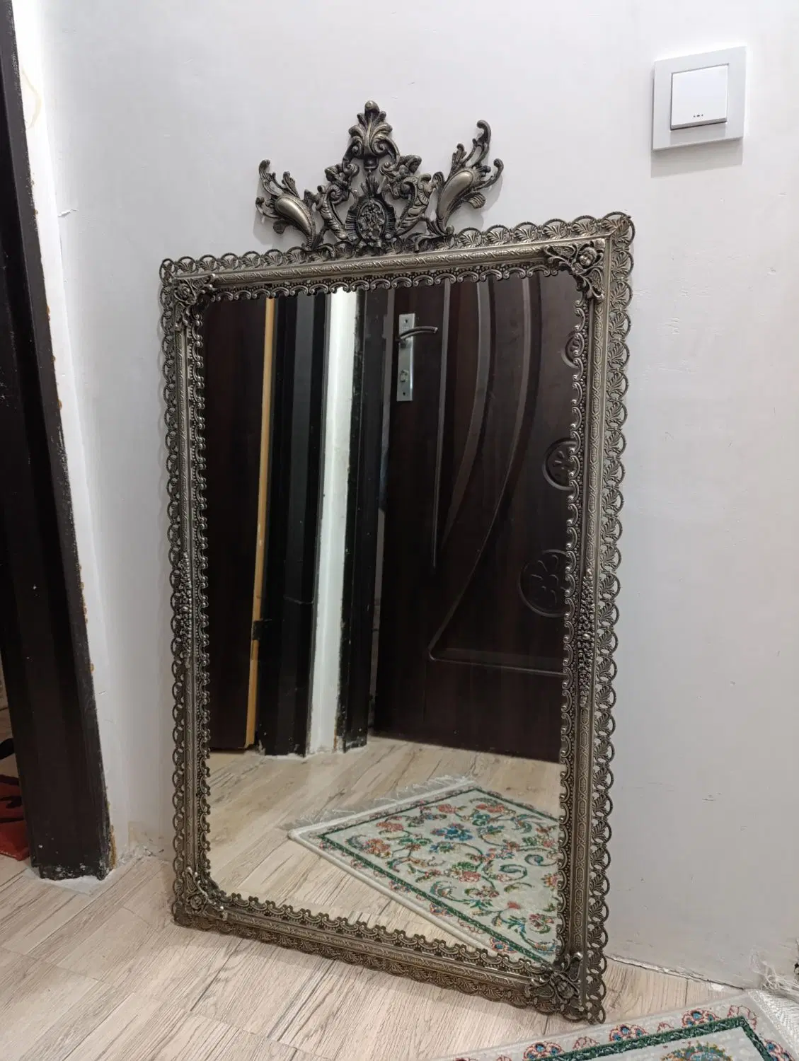 آینه|آینه|اردبیل, |دیوار