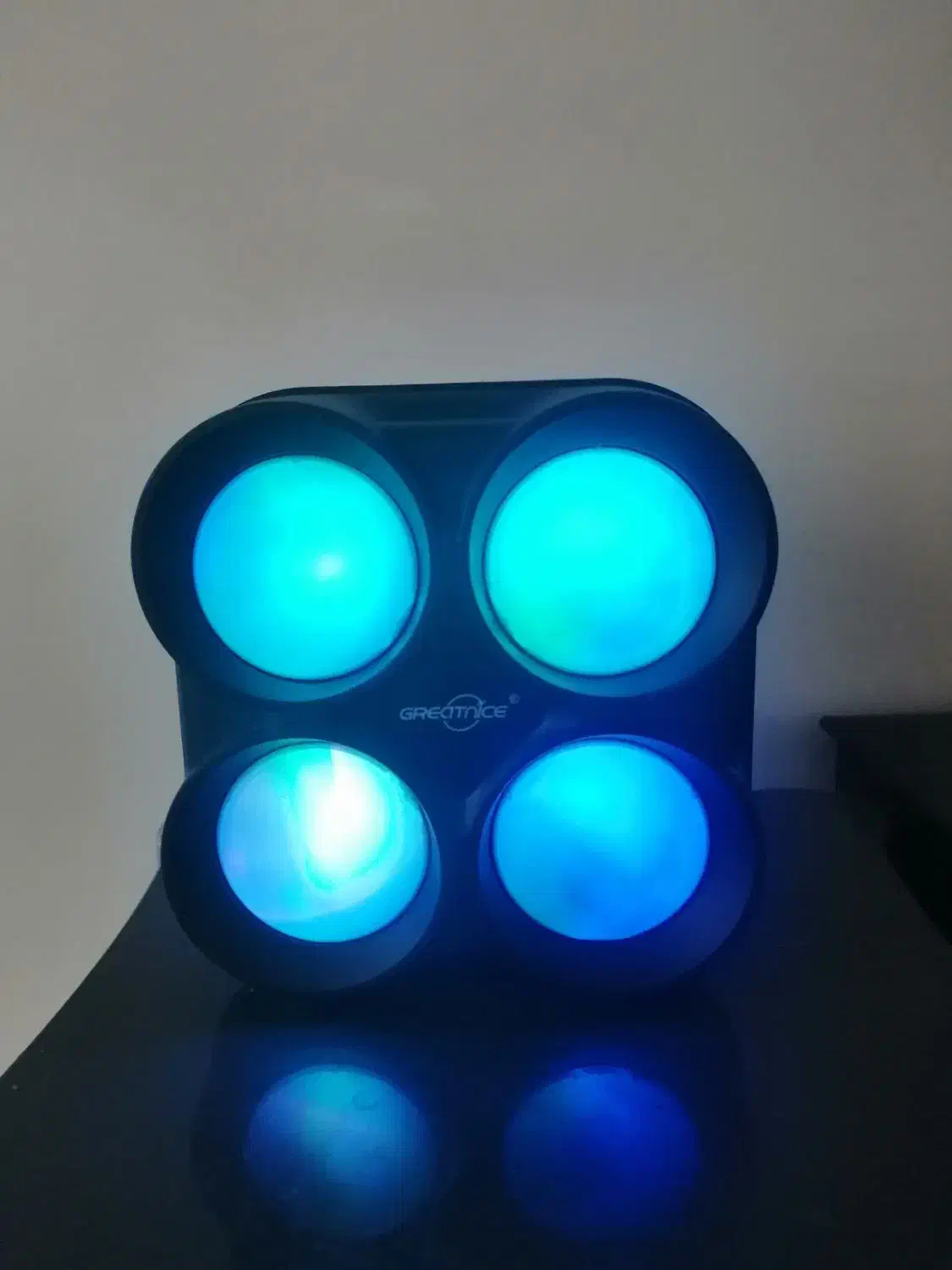 اسپیکر 1835 رقص نور و خیلی زیبا|پخش‌کننده همراه|پیشوا, |دیوار