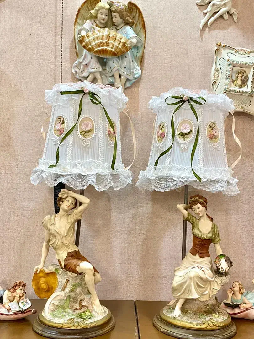 اباژور ایتالیایی کار دست قرن نوزدهم|چراغ خواب و آباژور|تهران, اکباتان|دیوار