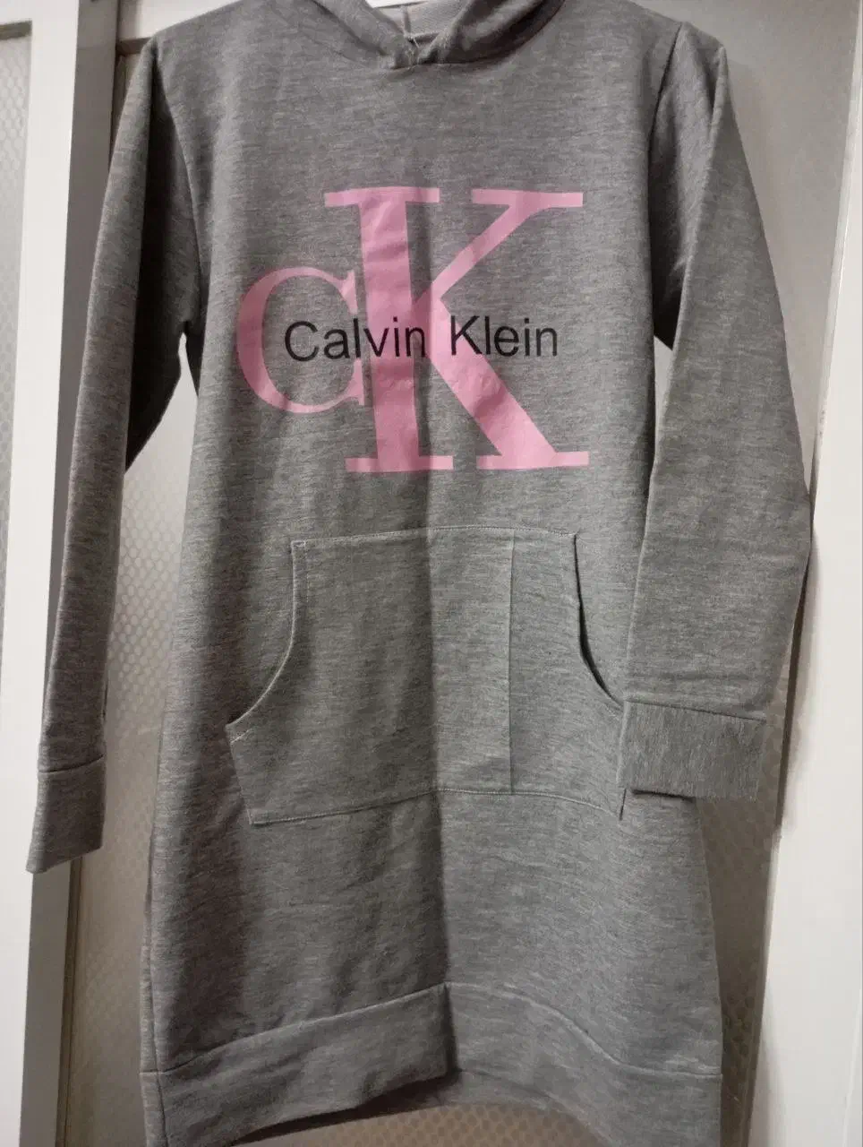 هودی نو|لباس|شاهینشهر, شهرک گلدیس|دیوار