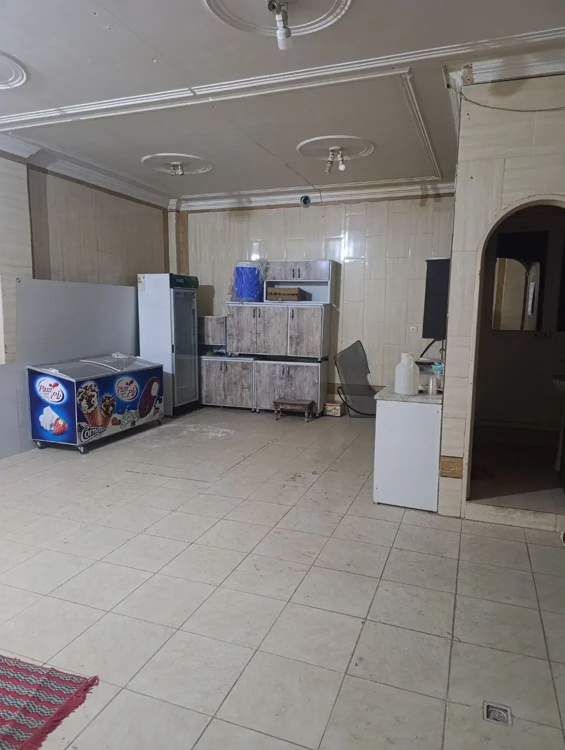 اجاره مغازه همکف و زیرزمین|اجارهٔ دفتر کار، اتاق اداری، مطب|خمینی‌شهر, |دیوار