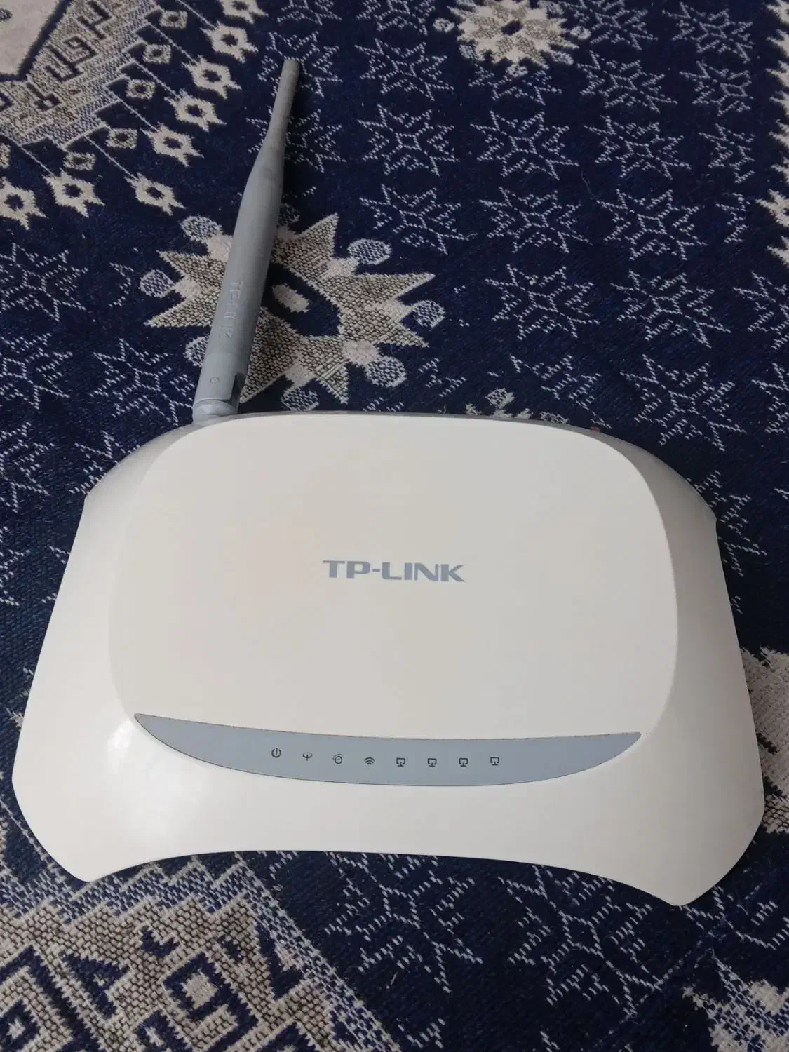 مودم نو کارتونش نداره دو هفته استفاده شده|مودم و تجهیزات شبکه|زنجان, |دیوار