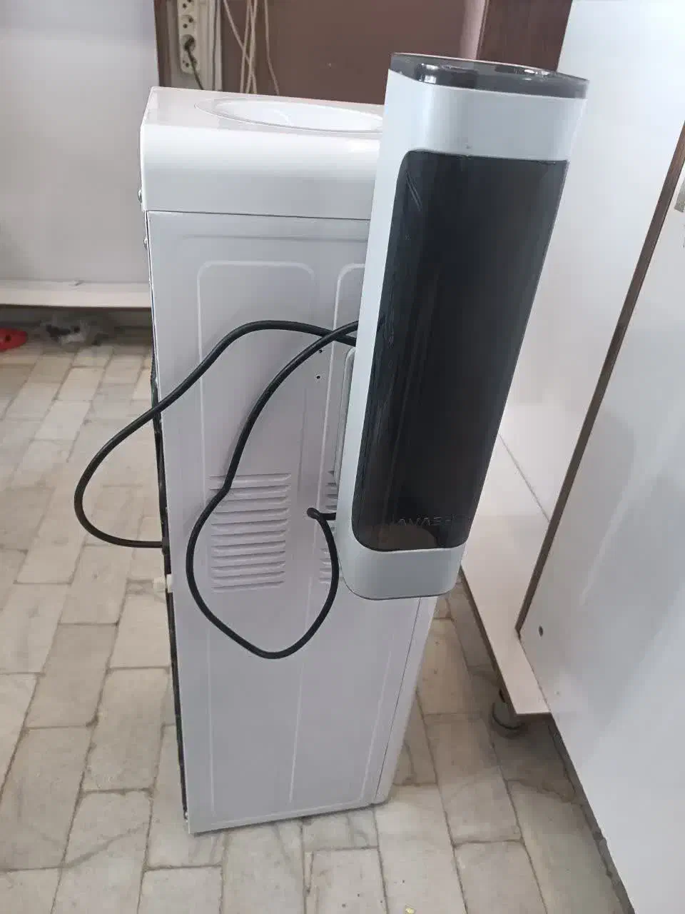 آبسردکن و آب جوش|آبسردکن و تصفیه آب|یزد, |دیوار