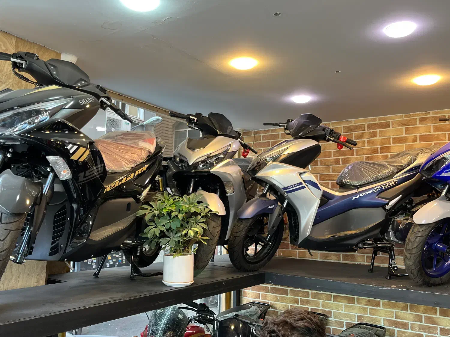 ایروکس با چک وسفته|موتورسیکلت|تهران, سلسبیل جنوبی|دیوار