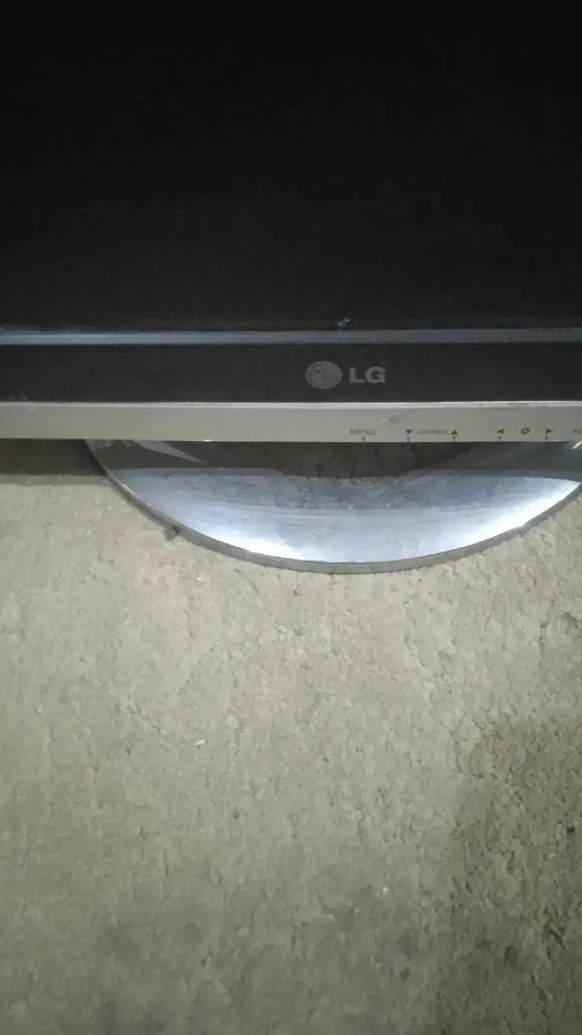 مانیتور 16ال جی|قطعات و لوازم جانبی رایانه|پردیس, شهرک صنعتی کمرد|دیوار