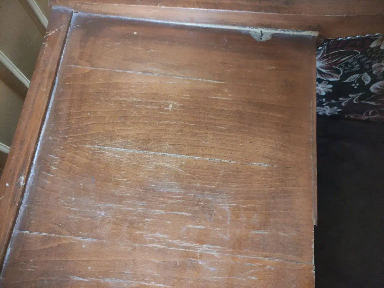 میز تلفن|میز تلفن|شیراز, قدوسی غربی|دیوار