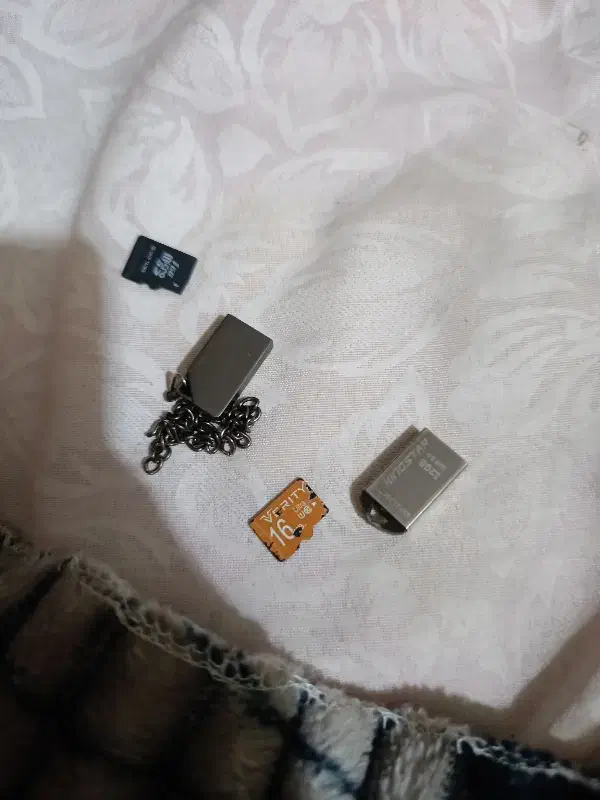 فلش|قطعات و لوازم جانبی رایانه|فسا, |دیوار